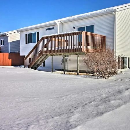 فيلا Welcoming West Fargo Retreat W Backyard المظهر الخارجي الصورة